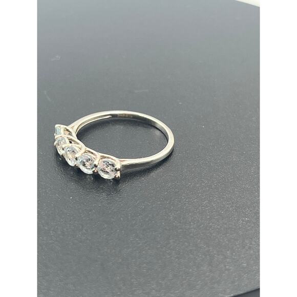 925 Sterling Silver Round Light Blue Spinel 4mm Gemstone Ring Sz 9.25 - Picture 8 of 8